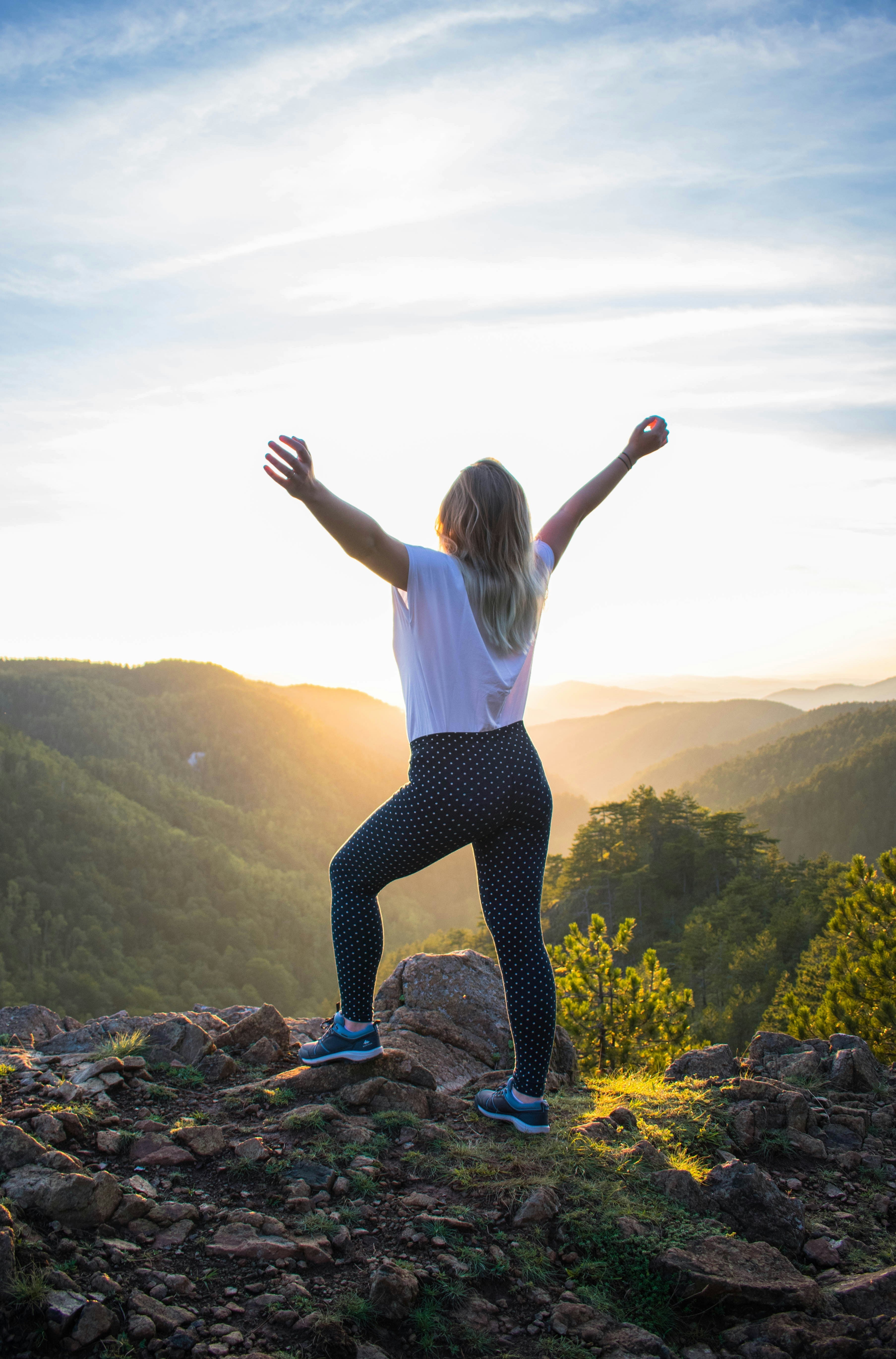 Why More and More Women Are Falling in Love with Outdoor Sports? - Ceecile